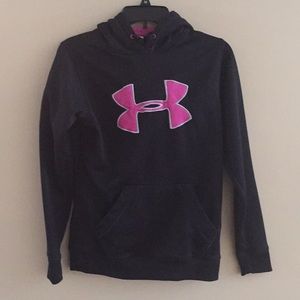 Black and pink Under Armour Sweatshirt